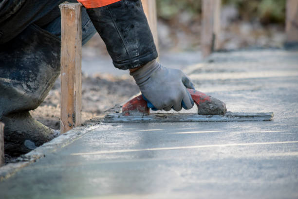 Best Affordable Concrete Contractor  in Maryville, MO